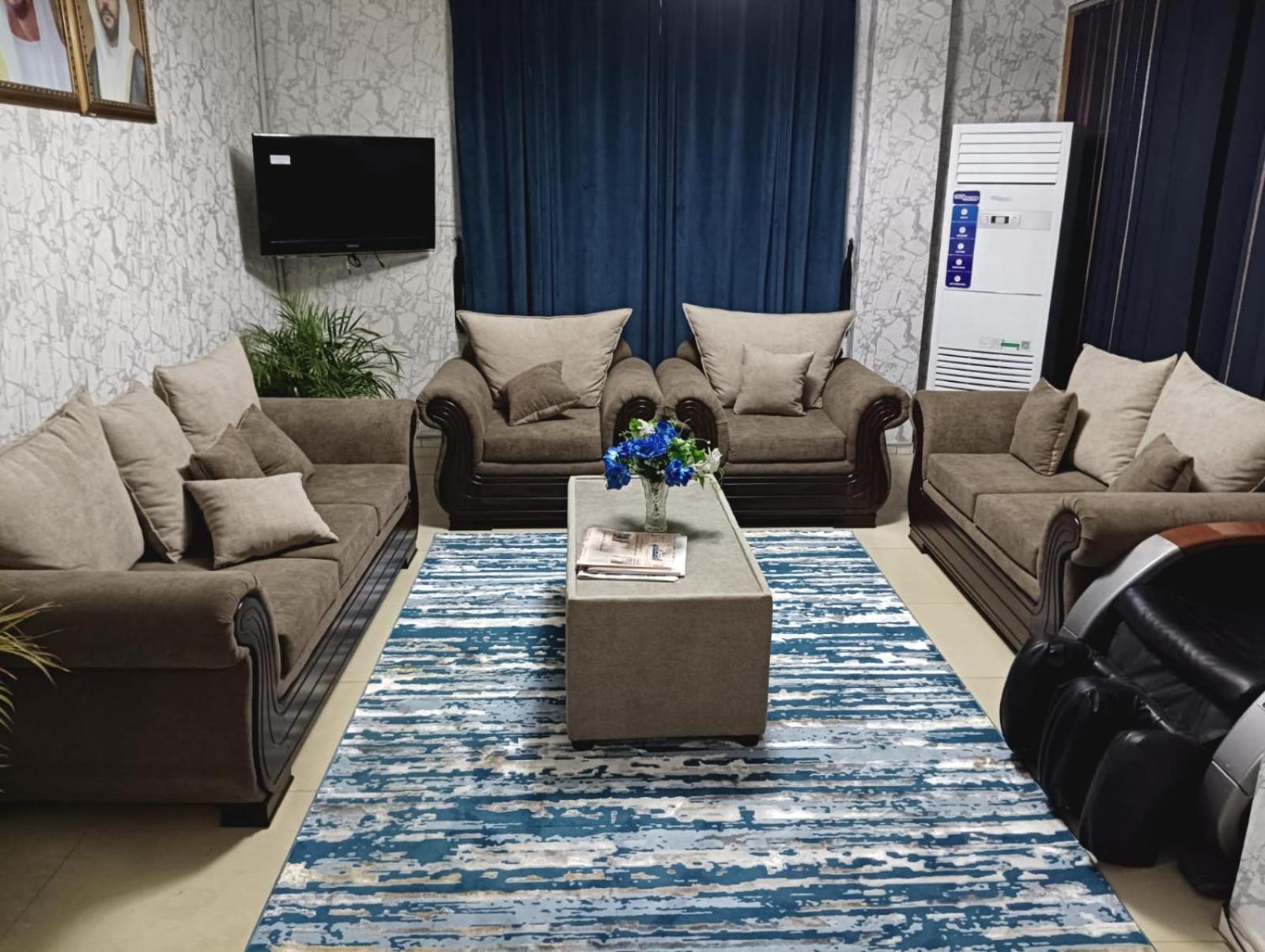 Hala Hotels Apartments Шарджа Екстер'єр фото